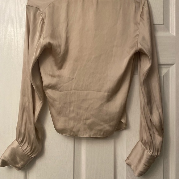 Wrap  top - Picture 4 of 4